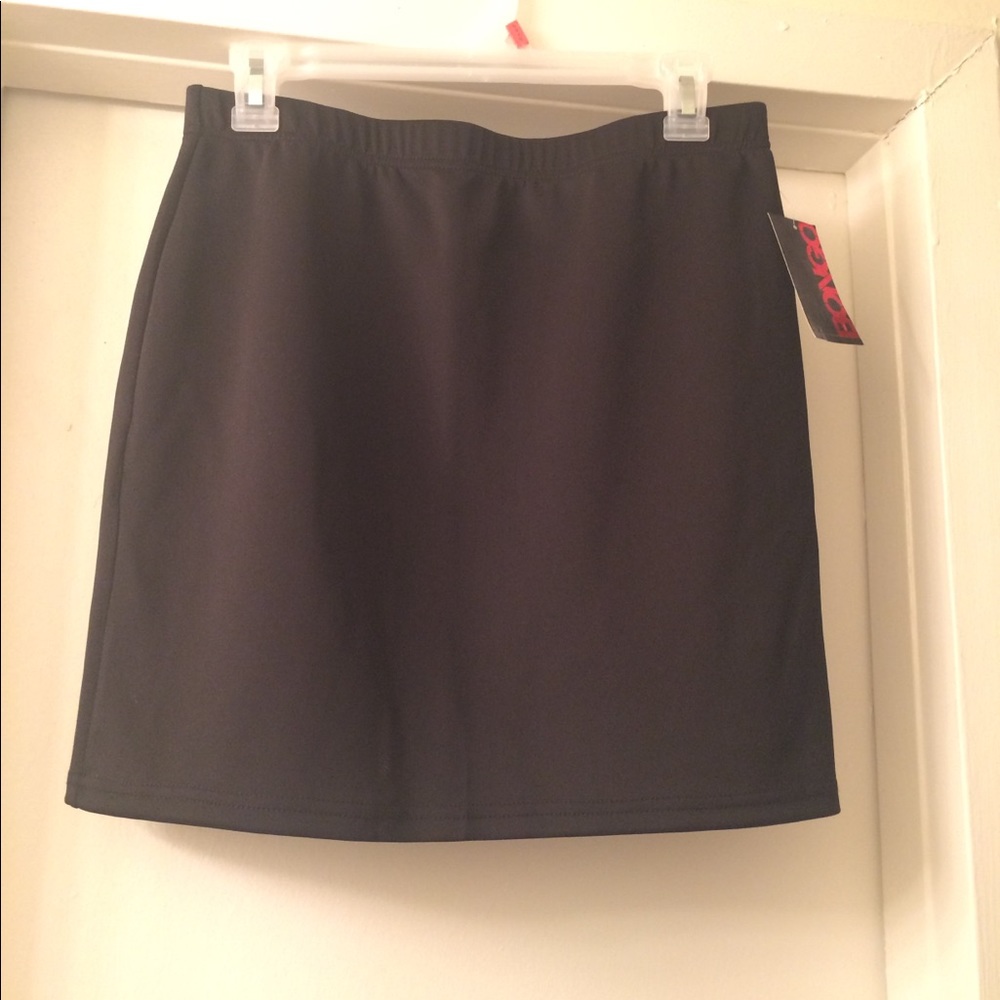 Bongo black mini skirt size M NWT